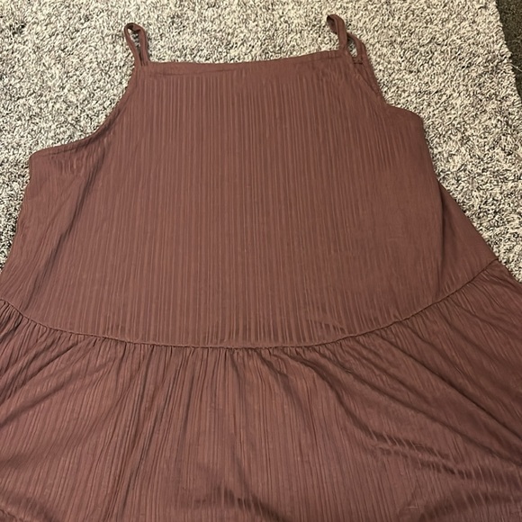 Maurice’s Peplum tank - Picture 2 of 2